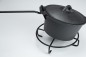 Preview: ACTIVA Dutch Oven 7-teiliges Set in Holzkiste, Gusseisen, mit Kochtopf, Stieltopf, Grillplatte, Pfanne, Deckelheber und Untersetzer, 20080