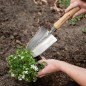 Preview: Kent & Stowe Multifunktionshandschaufel, Edelstahl, Griff aus Esche, 35,5 cm, 734909
