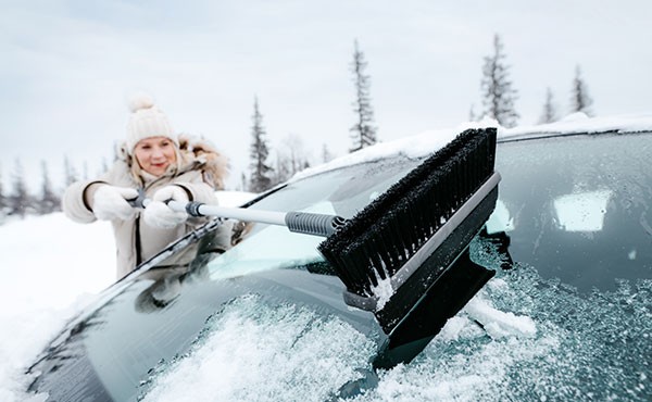 Hagebau Nadlinger - Kungs Star-is Schneebesen mit Eiskratzer 6129GR