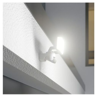 Preview: Steinel LED Strahler XLED Protect S Weiß, 180°/10 m Bewegungsmelder, 089894