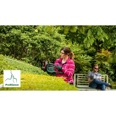 Preview: Bosch E-Heckenschere UniversalHedgeCut 58,  450W, Schnittlänge 58 cm, 06008C0702