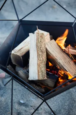 Barbecook Feuerkorb Jura, schwarz, 42.5x42.5x70cm, Stahl, BC-WOO-6013