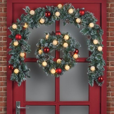 Preview: Black Box Kaprun Weihnachtskranz mit LED, 10 x DM 45 cm, frosted, grün, 1166289