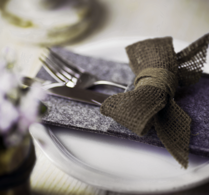 Preview: Windhager Jute-Dekoband randverstärkt ÖKO, 5cm x 10m, terrabraun, 06884