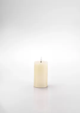 Schlaraffenland 3D LED Kerze NOVITA creme, D7,5 H12,5 cm, Echtwachs, 11832