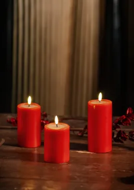 Preview: Schlaraffenland 3D LED Kerze NOVITA rot, D7,5 H15 cm, 11842