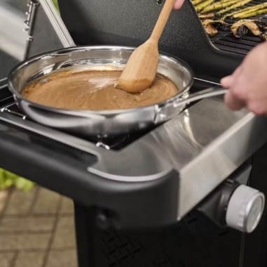 Weber Spirit SP-435 Gasgrill, 4 Brenner, Flüssiggas, 1500931