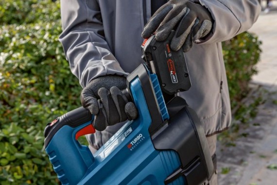 Bosch Professional BITURBO Akku-Gebläse GBL 18V-750 (ohne Akku), 06008D2000