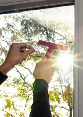 d-c-fix Fensterfolie static Sonnenschutzfolie, 90 cm x 2 m, inkl. Cutter und Rakel, Tönungsfolie für Sonnenschutz, F3395000