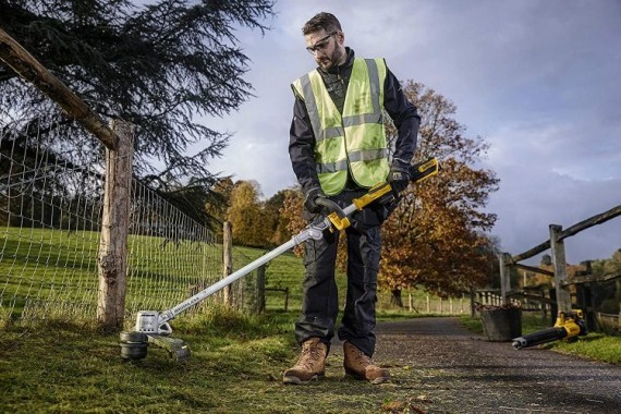 Preview: Dewalt Rasentrimmer inkl. Fadenspule DCMST561N-XJ