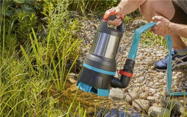 Preview: Gardena Klar-/Schmutzwasser-Tauchpumpe 19500 Aquasensor 09049-61