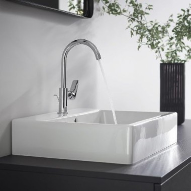hansgrohe Logis Einhebel-Waschtischmischer 210 mit Schwenkauslauf und Zugstangen-Ablaufgarnitur, 71130000