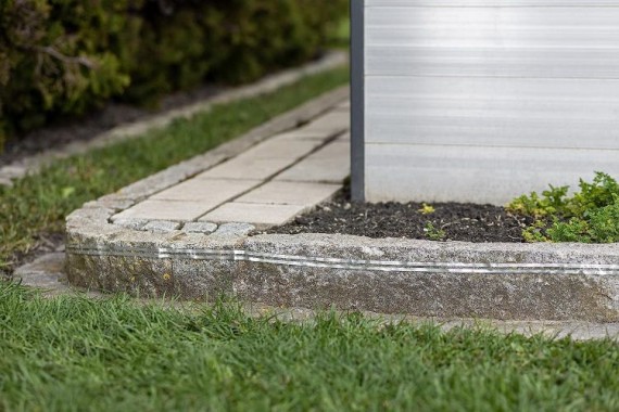 Kerbl Snail Stop Zaunband, Länge 20 m, selbstklebend, Zubehör für Schneckenzaun, 291129