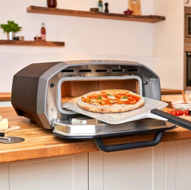 Preview: Ooni Volt 12 elektrischer Pizzaofen, 1600W, bis zu 450 Grad, UU-P12B00