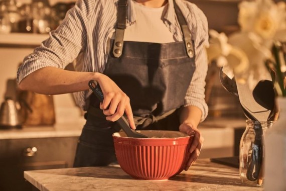 Preview: Ooni Teigwerkzeug-Set, Pizza Zubehör, Spachtel, Flexibler Teigschaber, UU-P2BE00