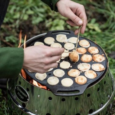 Petromax Poffertjespfanne, für Niederländische Poffertjes, Ideal für Camping, Outdoor und Lagerfeuer, poff30