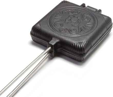Petromax Sandwicheisen Form, Schwarz - Robustes Gusseisen Sandwichmaker, Ideal für Lagerfeuer, Camping & Outdoor-Küche, Perfekt für Toasts und Sandwiches sw-iron