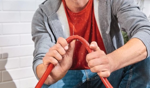 Preview: tesa extra Power Universal Gewebeband, 50 m x 50 mm, Schwarz. 56389-00001-05