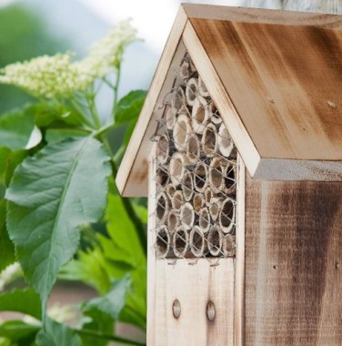 Windhager Insektenhotel ZUR POST, Insektenhaus Nistplatz Brutplatz, aus Massivholz, braun, 06971