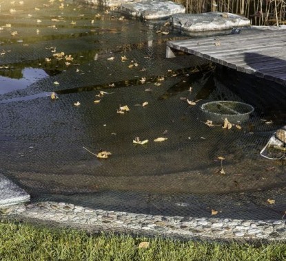 Preview: Windhager Laubschutz-Netz, inkl. 10 Netzhaltern, grün, 3 x 2 m, 06055