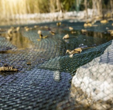 Preview: Windhager Laubschutz-Netz, inkl. 10 Netzhaltern, grün, 4 x 3 m, 06056