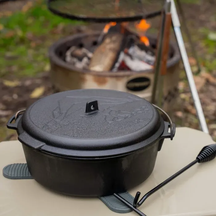 Petromax Dutch Oven Essential Line - Feuertopf mit Deckel, 7.5 Liter, FT9-T-ESSENTIAL
