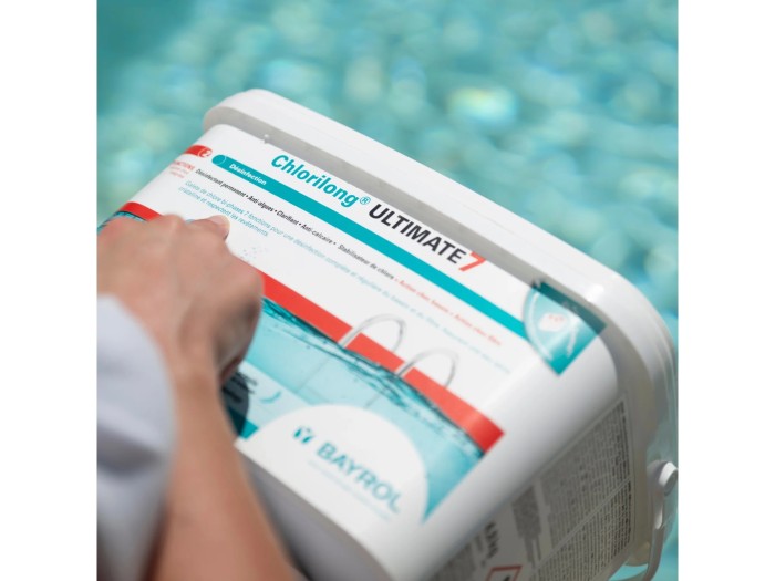 BAYROL Chlorilong ULTIMATE 7 - Pool Desinfektion - 7 in 1 Chlortabletten 300g, sehr hoher Aktivchlor Gehalt, langsam löslich - 4,8 kg 76008