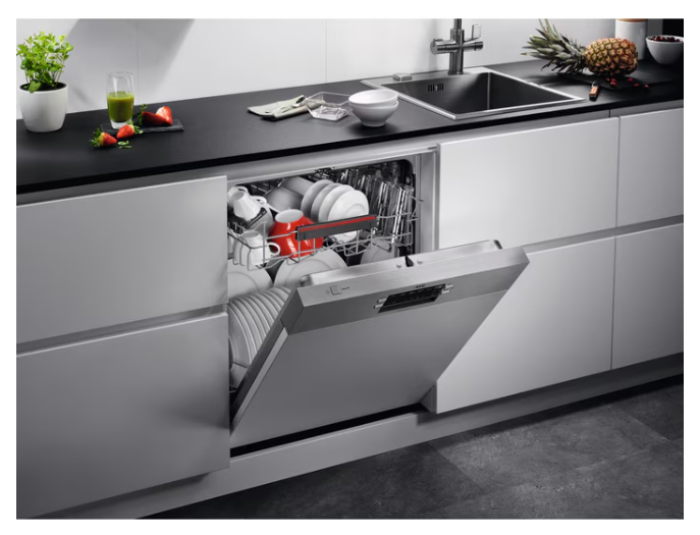 AEG SatelliteClean Integrierter Geschirrspüler FEE53680ZM,  AirDry, QuickLift, Satelliten-Sprüharm, Edelstahl, 59437
