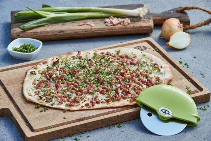 Outdoorchef Pizzaschneider mit XL Edelstahlklinge, 14.491.29
