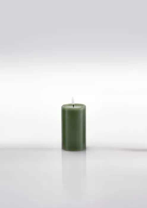 Schlaraffenland 3D LED Kerze NOVITA, 7.5 x 12.5cm, grün, Echtwachs, 11838
