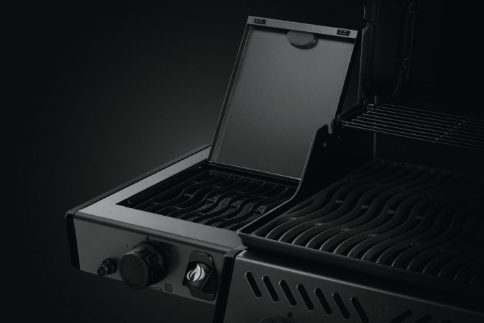 Napoleon Gasgrill Freestyle 425 mit Sizzle Zone, Graphit  F425SIBPGT-DE