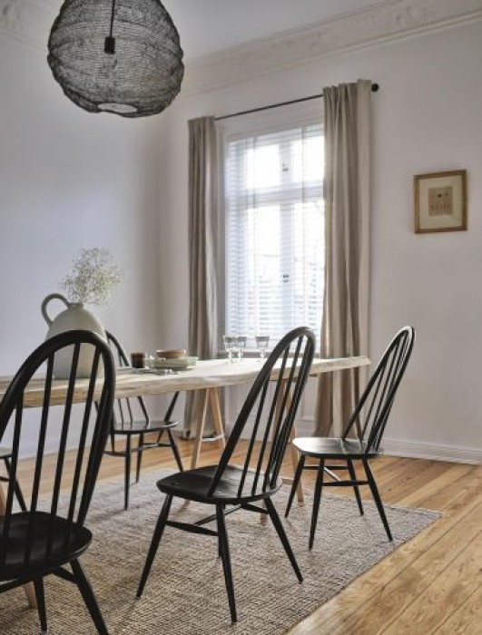 Alpina Feine Farben Sprühlack, Klassisches Matt-Schwarz, 400ml, 983749