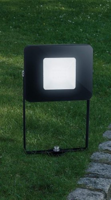 EGLO LED Außen-Strahler Faedo 4, inkl. Erdspieß, IP65, 97471