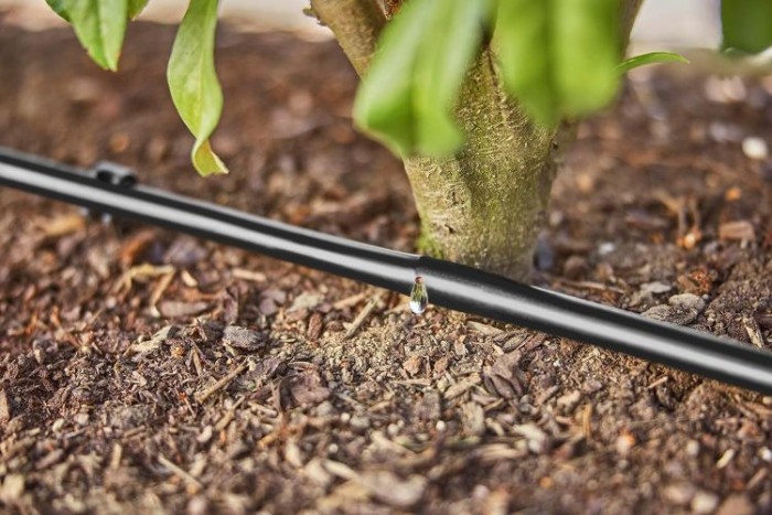 Gardena Micro-Drip-System Tropfrohr 1,6 l/h, ober- und unterirdische Verlegung (25 m), 13503-20