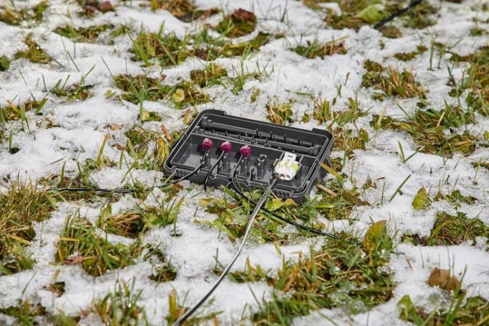Gardena Winterschutzbox für Kabel, Kunststoff-Box für Witterungsschutz, 04056-20