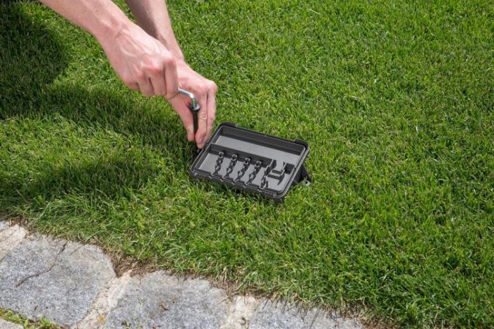 Gardena Winterschutzbox für Kabel, Kunststoff-Box für Witterungsschutz, 04056-20