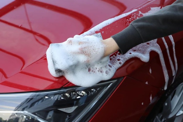NIGRIN Autoshampoo Konzentrat, 1 Liter, entferntstarke Verschmutzungen, mit Orangen-Duft, 73920