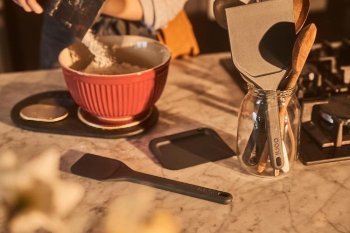 Ooni Teigwerkzeug-Set, Pizza Zubehör, Spachtel, Flexibler Teigschaber, UU-P2BE00