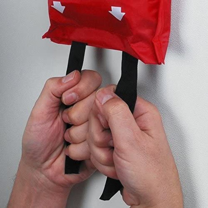 Smartwares BBD130 Feuerlöschdecke 1 x 1 Meter – für den schnellen Einsatz 10.014.60