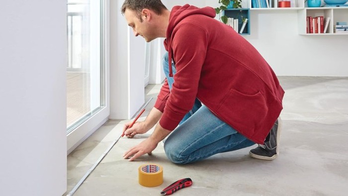 tesa Verlegeband extra stark klebend - 25 m x 50 mm, 05696-00010-11