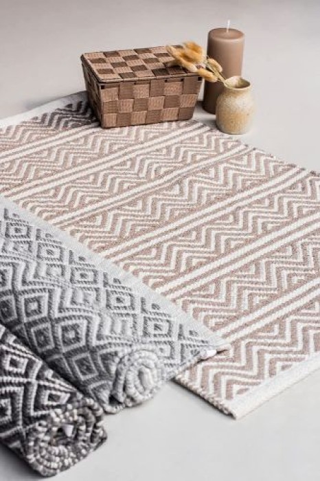 WENKO Badematte Shaki aus recycelten PET-Flaschen, nachhaltig, Weiß/Natur, Polyester, 50 x 80 cm, 24868100