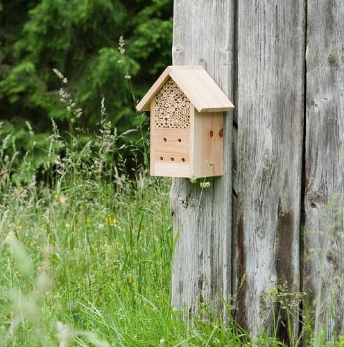Windhager Insektenhotel ZUR POST, Insektenhaus Nistplatz Brutplatz, aus Massivholz, braun, 06971