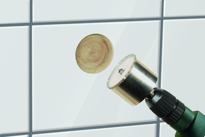 wolfcraft Ceramic Diamant-Lochsäge, Bohrkrone inkl. Zentrierbohrer für den Akkuschrauber, DM 22mm, 5922000