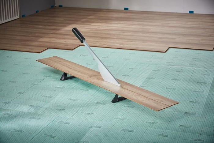 Wolfcraft Laminatschneider LC 600, ideal für Verlegearbeiten, 6937000
