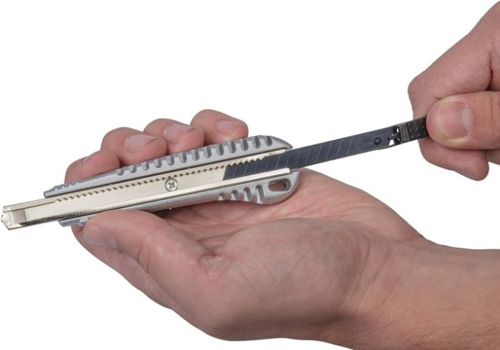 Wolfcraft Metall-Abbrechklingen-Messer 9 mm mit schwarzer Klinge, 4305000
