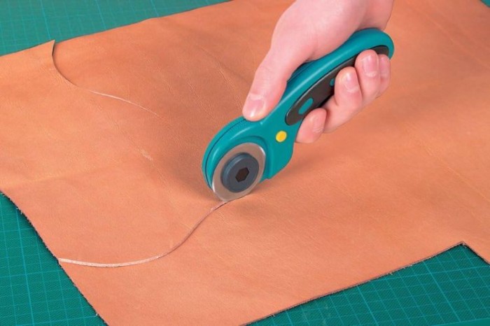 wolfcraft Rollmesser, zum Schneiden von Stoff, Leder und Papier, 4152000