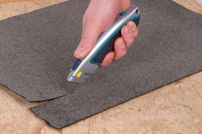 wolfcraft Schnellwechsel-Trapezklingen-Messer mit einziehbarer Klinge, 4131000