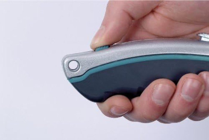 wolfcraft Schnellwechsel-Trapezklingen-Messer mit einziehbarer Klinge, 4131000